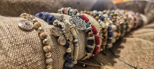 Les bijoux du lac, Bijouterie Fantaisie à Novalaise