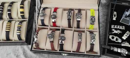 L'atelier du Loup et de la Belette, Bijouterie Fantaisie à Bacilly