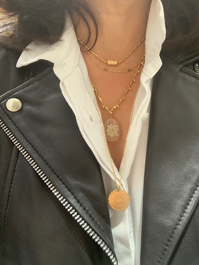 SQUARE ACCESSOIRES, Bijouterie Fantaisie à Montaigu