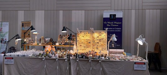 Le Monde Magique Des Cristaux, Bijouterie Fantaisie à Champigneulles