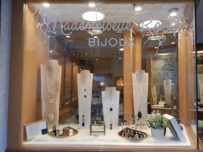 Mademoiselle Rose, Bijouterie Fantaisie à Évian-les-Bains