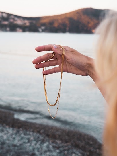 Maison Adamant, Bijouterie Fantaisie à Carnoux-en-Provence