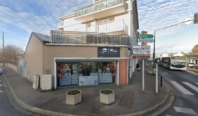 Papeil Jacques, Bijoutier au Mesnil-Esnard