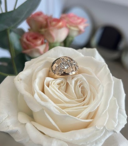 Poisson Santoro Emmanuelle Maître Artisan D’art En Joaillerie, Joaillier à La Baule-Escoublac