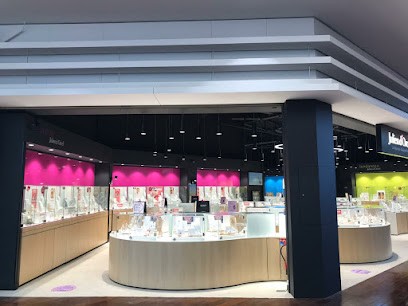 Bijouterie horlogerie Julien d'Orcel centre commercial Cora Houssen, Bijoutier à Houssen