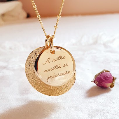 Rosa la brune, Bijouterie Fantaisie à Divonne-les-Bains