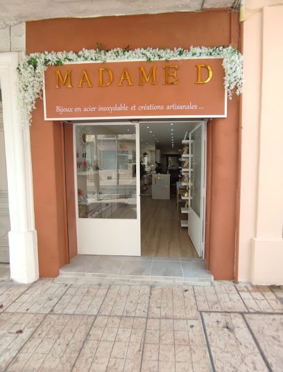Madame D lujana, Bijouterie Fantaisie à Vallauris