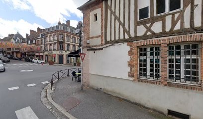 Itondis, Bijoutier à L'Aigle