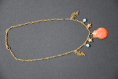 L'univers De Marie Bijoux De La Mer Bijoux Fantaisie Artisanaux Coquillage, Nacre, Pierre Naturelle Normandie, Bijouterie Fantaisie à Passais Villages