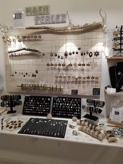 Maen Perlez, Bijouterie Fantaisie à Roz-Landrieux