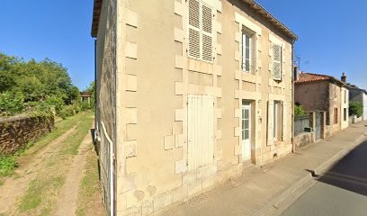 Gaëlle tourne en boucle, Bijouterie Fantaisie à La Villedieu-du-Clain