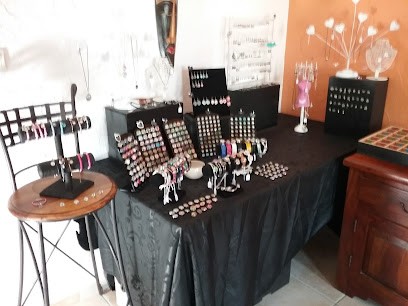 pinch-perles, Bijouterie Fantaisie à Saint-Preuil