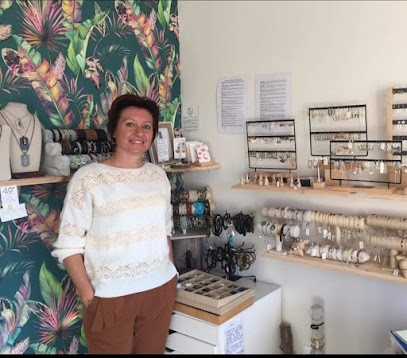 c.lyne, Bijouterie Fantaisie à Nieurlet