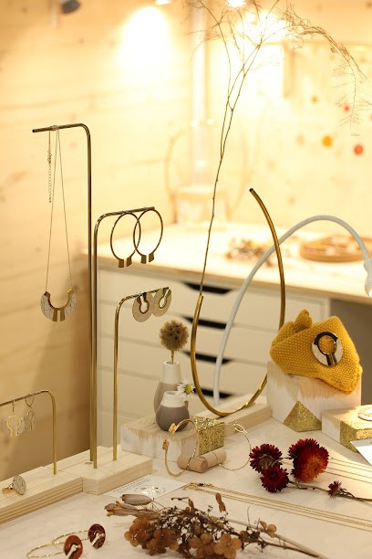 PEAU DE FLEUR, Bijouterie Fantaisie au Pré-Saint-Gervais