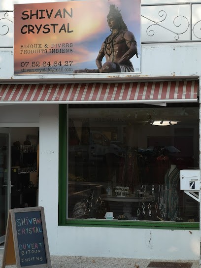 Shivan Crystal, Bijouterie Fantaisie à Saint-Just-Luzac