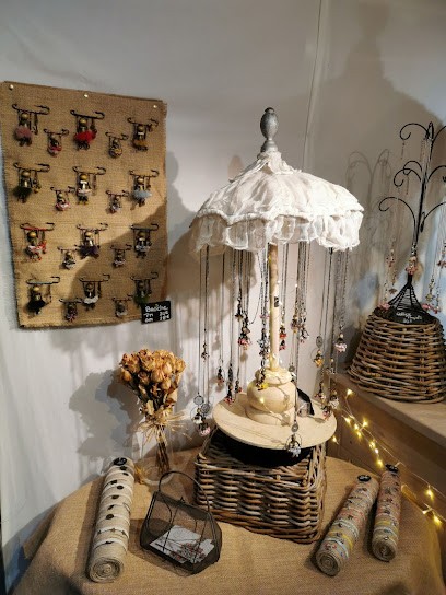 La Malle de Lili Rose, Bijouterie Fantaisie à Teuillac