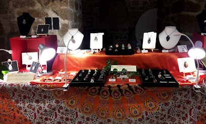 Izadora BRIERE, Bijouterie Fantaisie à Montreuil-le-Gast