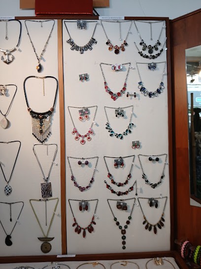 Nirvana Bijoux, Bijouterie Fantaisie à La Côte-Saint-André