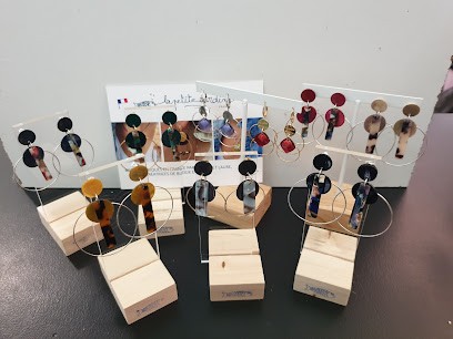 Lo, Bijouterie Fantaisie à Calais