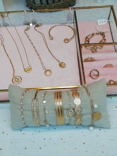 Petits Bijoux Auxerre, Bijouterie Fantaisie à Auxerre